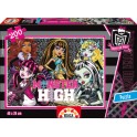 200 Monster High Educa